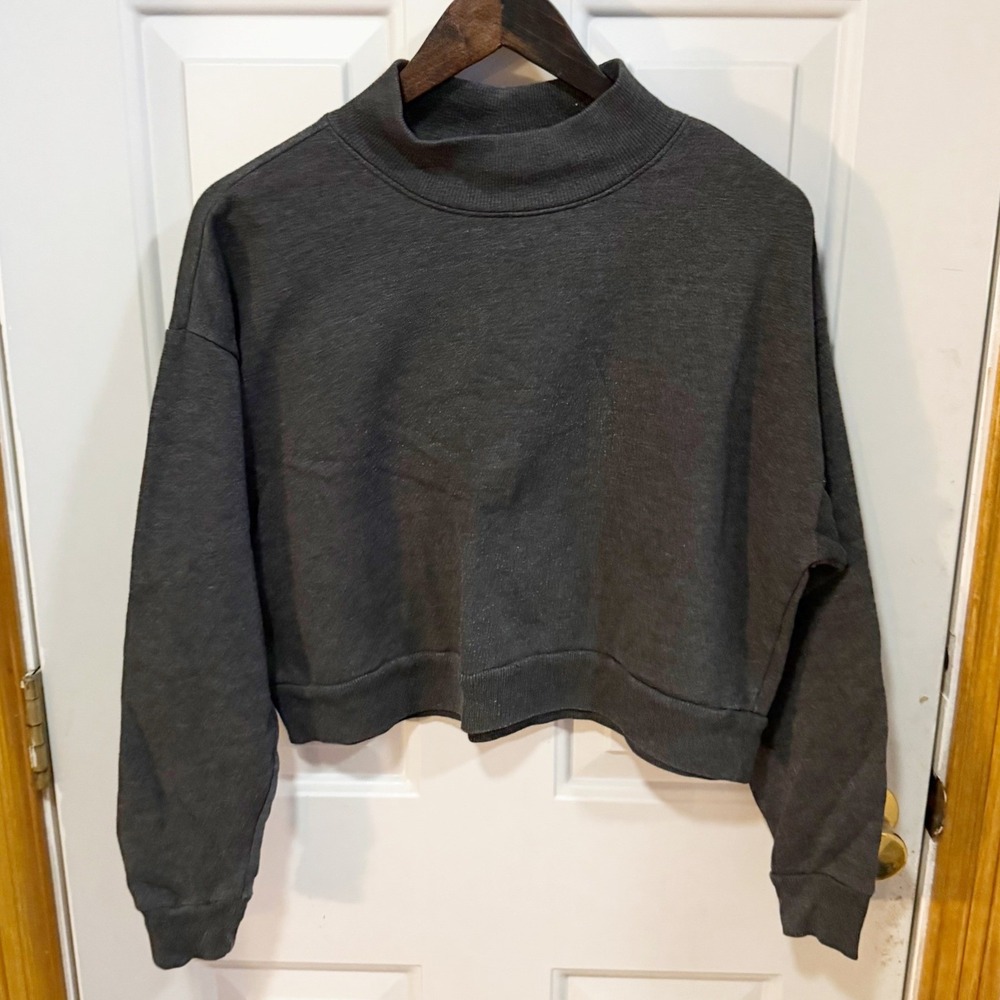 Wild Fable Sweatshirt Womens Size XL Gray Mock Neck Cropped Long Sleeve Pullover
